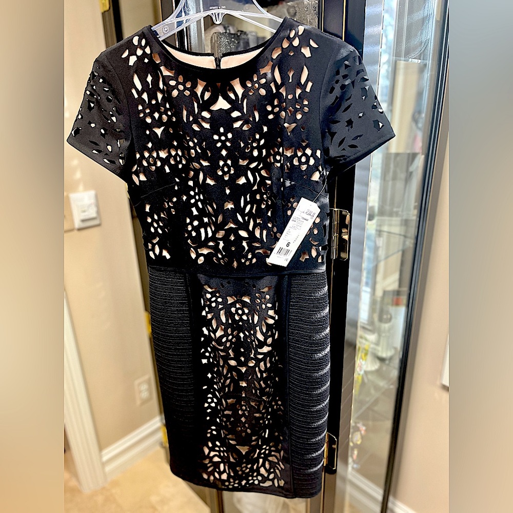 BRAND NEW Tag on Joseph Ribkoff Black&Nude Mesh Short Sleeve Shirt Dress Size 6